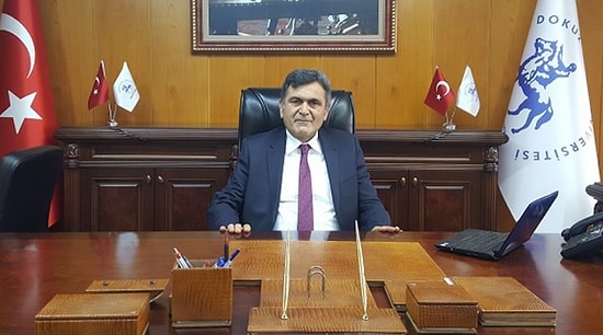 Bu Ne Cesarettir Yiğidim: Üniversitede 21 Ayrı Görev Üstlenen Dekan Meclis Gündeminde