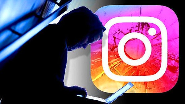 11. Artık günlük hayatımızın vazgeçilmezi haline gelen Instagram'da profilimizi ziyaret edenleri yıllardır merak ediyor, arıyor, bu konuda uygulama mağazalarında yer alan aracı uygulamaları yüklüyoruz. Peki dünyanın en popüler sosyal paylaşım sitesi Instagram'da profilimize girenleri gösteren uygulamalar neler ve bunlar gerçek mi?