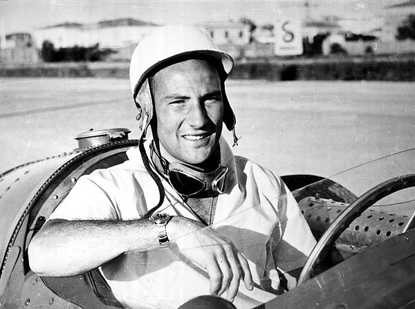 11. Juan Manuel Fangio - 24 yarış