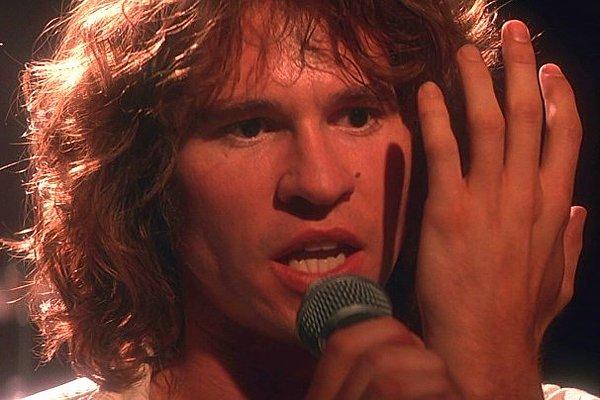 6. Val Kilmer, Jim Morrison rolünde — The Doors (1991)