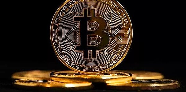 11. 2009 yılında ise Bitcoin sistemi hayatlarımıza dahil oldu.