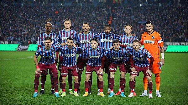 Süper Lig'de 15 puan farkla lider olan ve şampiyonluk için geri sayımda olan Trabzonspor'da Şampiyonlar Ligi heyecanı başladı.