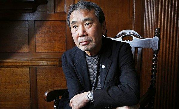 Anlatım şekli ve benzersiz hikayeleriyle Haruki Murakami, Japonya'nın en popüler yazarlarından biri.
