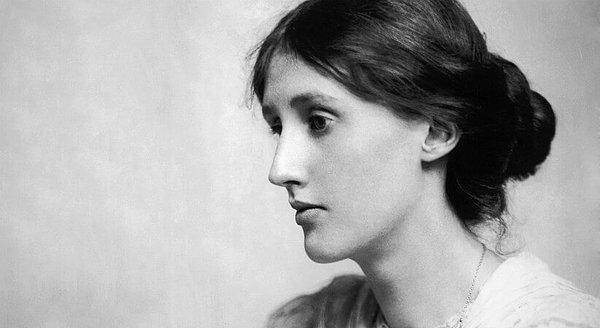 8. Virginia Woolf: Hayatta kazanmak için yapman gereken tek şeyin kendin olmak olduğunu savunuyor ve "Kendinden başka biri olmana gerek yok." diyor