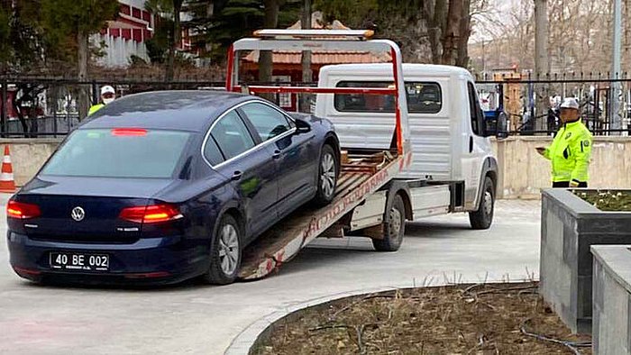 Tazminatını Alamayan İşçi, Belediyenin Makam Aracını Haczettirdi