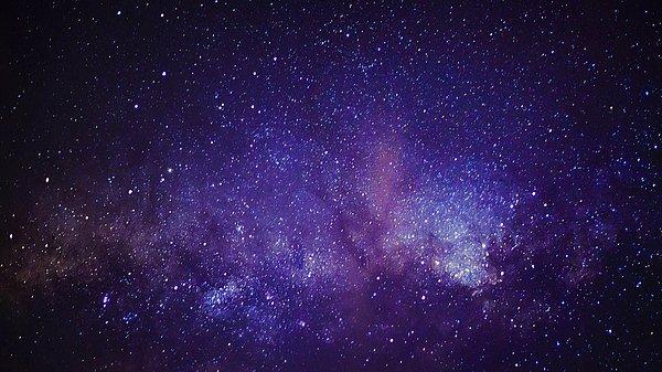 Ulusal Bilim Vakfı'nın NOIRLab'ında bir astronom olan Tod Lauer, “Bilinen galaksilerin, gördüğümüz ışık seviyesinin yaklaşık yarısını açıklayabildiği ortaya çıktı” diyor.