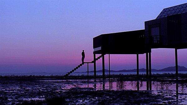 15. Il Mare (2000)