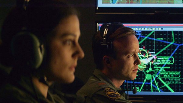 Ölüm Emri (Eye In The Sky) Filminin Oyuncu Kadrosunda Kimler Yer Alıyor?