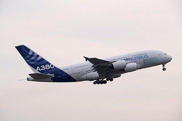 Airbus A380 model yolcu uçağı test aracına dönüştürüldü.