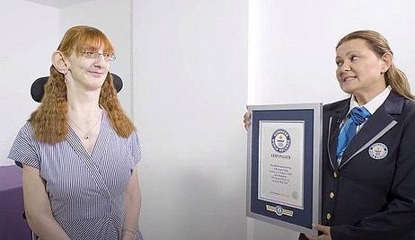 Dünyanın En Uzun Kadını Rekor Kırmaya Devam Ediyor! Adını 5. Kez Guinness Rekorlar Kitabı’na Yazdırdı!