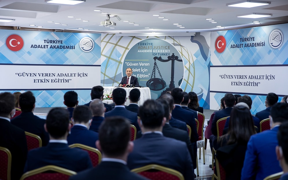 Adalet Bakanı Bekir Bozdağ: 'Hakimler Bağımsızdırlar'