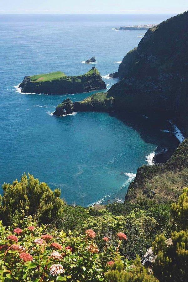 8. Flores Adası - Azorlar: