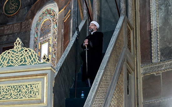 Diyanet Sözlerinin Yargıya Taşınmasından Rahatsız: Sendikadan 'Hutbe Dokunulmazlığı' Talebi...