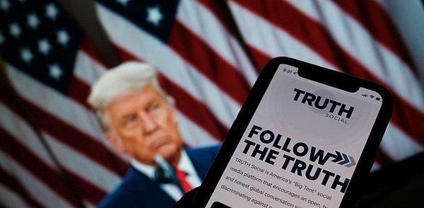 Trump'ın bu şekilde duyurduğu sosyal medya uygulaması Truth Social, 21 Şubat'ta kullanıma açıldı, ama aradan geçen altı hafta sonunda uygulama birçok sorunla boğuşuyor. Sırada bekleyen 1,5 milyon kişi, uygulamayı henüz kullanamıyor.
