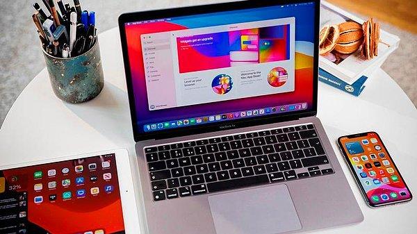 8. Apple tarafından eski ürünler listesine üç MacBook modelinin ekleneceği açıklandı. 30 Nisan itibariyle eski ürünler listesine eklenecek ürünler için bazı hizmetler durdurulacak.