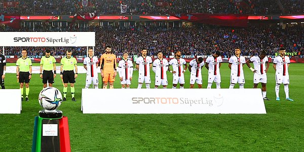 Beşiktaş, Trabzonspor maçının tekrarı için TFF’ye resmi başvuruyu yaptı.