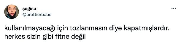 Farklı düşünceler olsa da genel kanı bunun bir saygısızlık olduğu üzerine.