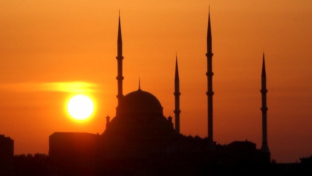 Diyarbakır İmsak Vakitleri: Diyarbakır'da İftar ve Sahur Saat Kaçta? İşte 2022 Diyanet Diyarbakır İmsakiyesi..