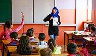 Milli Eğitim'den Suriyeli Ailelere 3 Milyon Liralık Hediye Çantası: Şemsiye, Havlu, Masa Saati