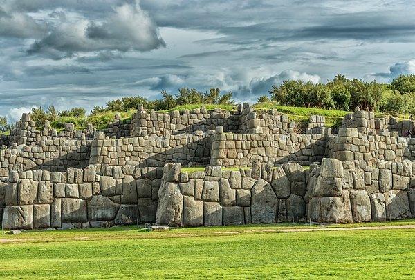12. Saksaywaman Kalesi Duvarları