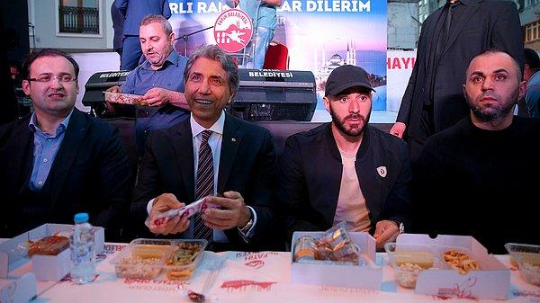 Benzema 2017 yılında İstanbul Fatih’te bir iftar programının davetlisi olarak Türkiye’ye gelmişti.