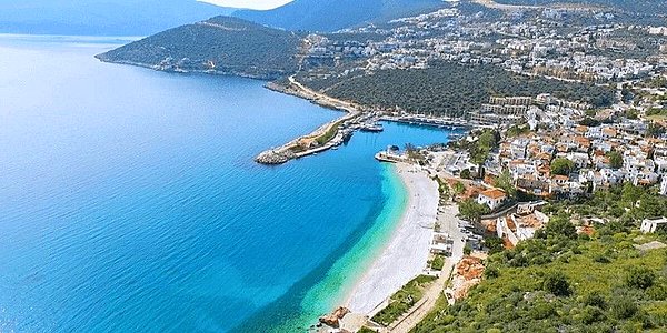 9. Kiralık villa kiralayarak kendinizi evinizde hissetmek için de Kalkan'ı tercih edebilirsiniz.