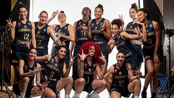Ayrıca, Fenerbahçe Safiport Kadın Basketbol Takımı yarın finalde Macaristan temsilcisi Sopron Basket ile karşı karşıya gelecek.