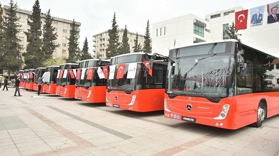 AKP'li Kahramanmaraş Belediyesi Eski Otobüsleri Boyayıp, Yeni Gibi Hizmete Soktu