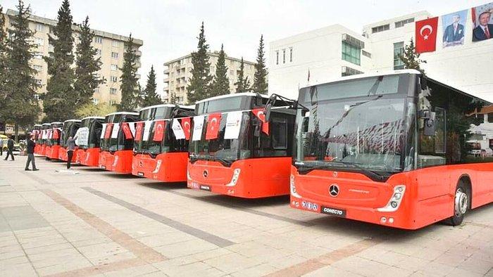 AKP'li Kahramanmaraş Belediyesi Eski Otobüsleri Boyayıp, Yeni Gibi Hizmete Soktu