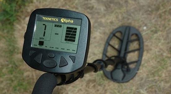 Dedektörle Eve Girdiler: Adana'da 200 Bin Liralık Altın Hırsızlığı!