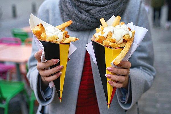 5. French fries olarak geçen patates kızartması Fransa'da değil, Belçika'da bulunmuştur. İnce uzun kesim olan Fransız kesimi oldukları "French fries" olarak adlandırılıyorlar.