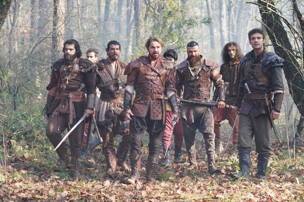 Barbaroslar Dizisinden Şoke Eden Karar: Engin Altan Düzyatan Barbaroslar'dan Ayrılıyor mu?