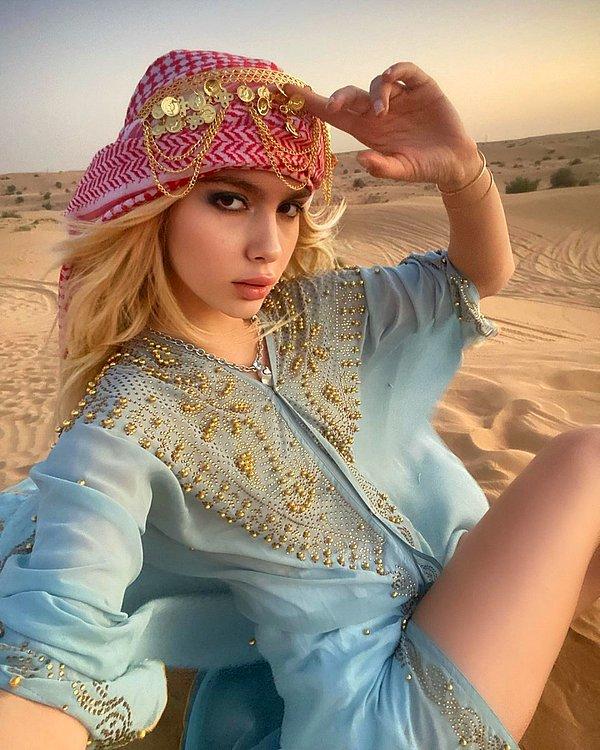 Popüler genç şarkıcı Aleyna Tilki, geçtiğimiz gün Instagram hesabından İngilizce şarkısı için çektiği klipten görüntüleri takipçileriyle paylaşmıştı.