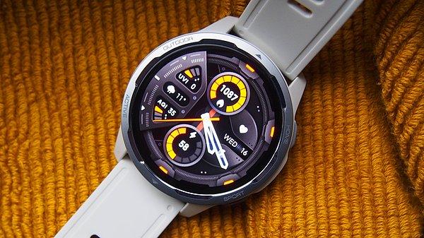 Xiaomi Watch S1 Active, 1.43 inç büyüklüğünde AMOLED ekranla gayet renkli bir görünüm sunuyor.