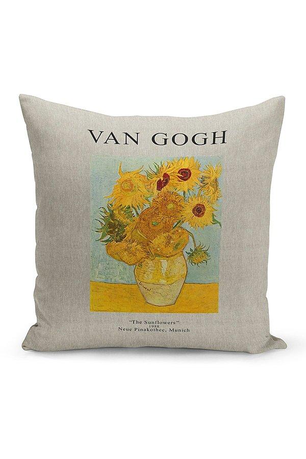 5. Van Gogh denince aklınıza sadece Yıldızlı Gece gelmesin. Van Gogh'un Ayçiçekleri ile evinize sımsıcak yaz havası katın.