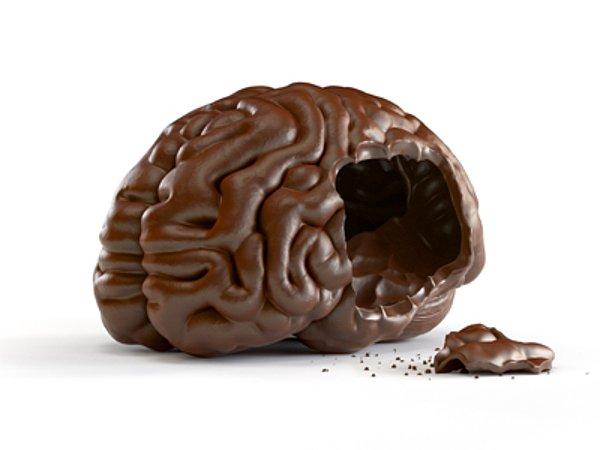 Bitter çikolata, beyin işlevlerinizi iyileştirir.