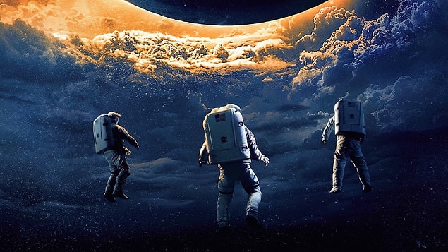 Moonfall (2022)