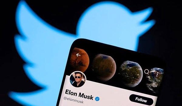 Elon Musk son olarak 41 milyar Euro'ya Twitter'ı satın aldı.