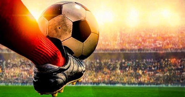 Aysu Melis Bağlan Yazio: Türkiye'de Futbol Kulüpleri Kurumsal Değil
