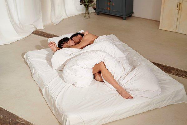 12. Uyumadan önce orgazm olarak daha rahat ve kesintisiz bir uyku çekebilirsiniz.