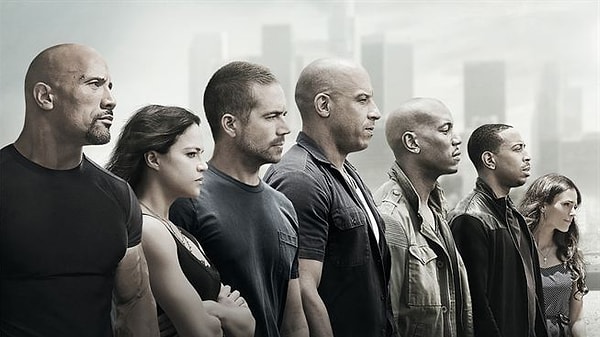 Çok olay yaratan bir başka vefat da Hızlı ve Öfkeli (The Fast and the Furious) serisinin yedinci filminde gerçekleşiyor.