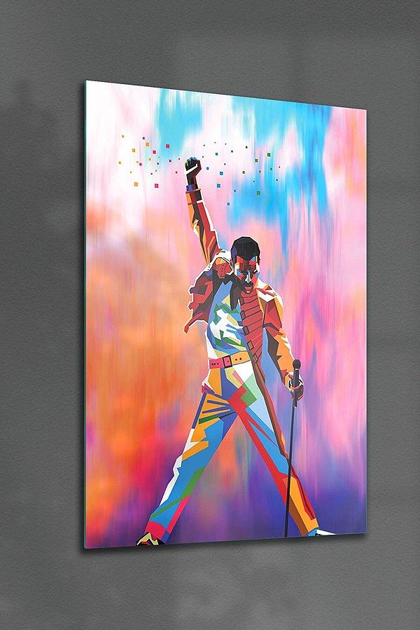 12. 2018 yılında Queen'in efsane ismi Freddie Mercury'nin hayatı beyaz perdeye aktarıldı.