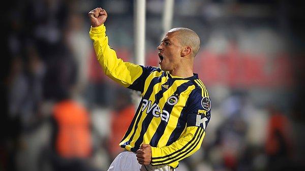 1. Fenerbahçe Tarihinin En Golcü Futbolcusu: Alex de Souza