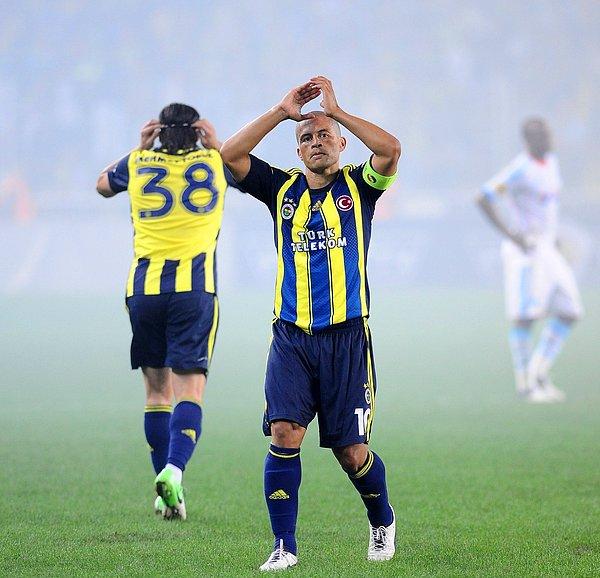 Fenerbahçe’de yaşadığım senelerin en çılgın seneler olacağını hayal bile edemezdim. Kelimelere dökmek gerçekten çok zor. Ama deneyeceğim…