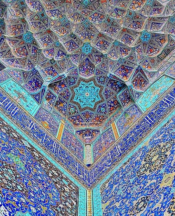 10. Nasır el-Mülk Camii, Şiraz, İran.