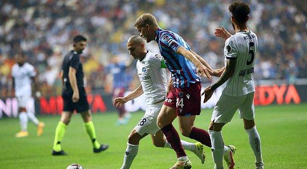 Süper Lig 'in 34. haftasında lider Trabzonspor , deplasmanda Adana Demirspor ile karşı karşıya geldi.