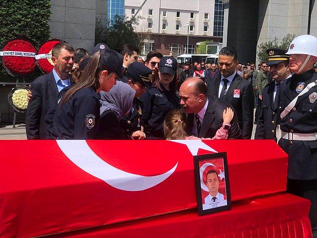 Şehit polisin cenazesi törenle memleketine uğurlandı