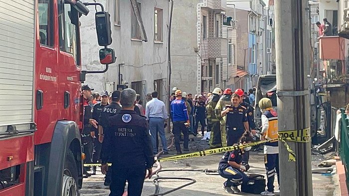 Bursa'da Yunuseli Havalimanı Yakınlarında Uçak Düştü