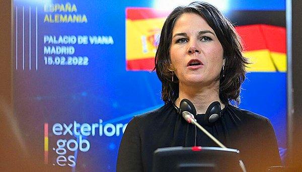 Almanya Dışişleri Bakanı Annalena Baerbock da Osman Kavala'nın "hemen tahliye edilmesi gerektiğini" ifade eden bir açıklama yaptı.