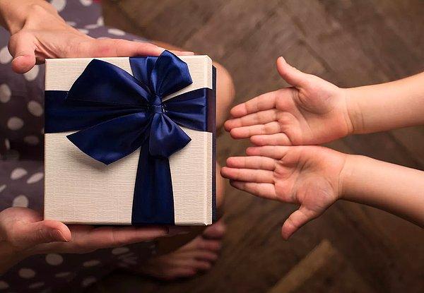 21. Birinin sana aldığı en özel / büyük hediye neydi?